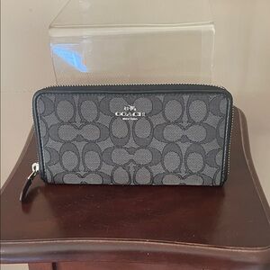 Coach Monogram Black and Gray Wallet